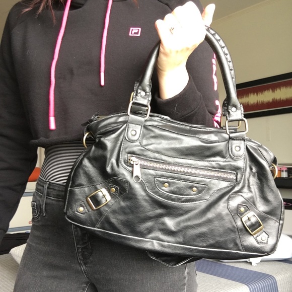 Black purse - Picture 6 of 6